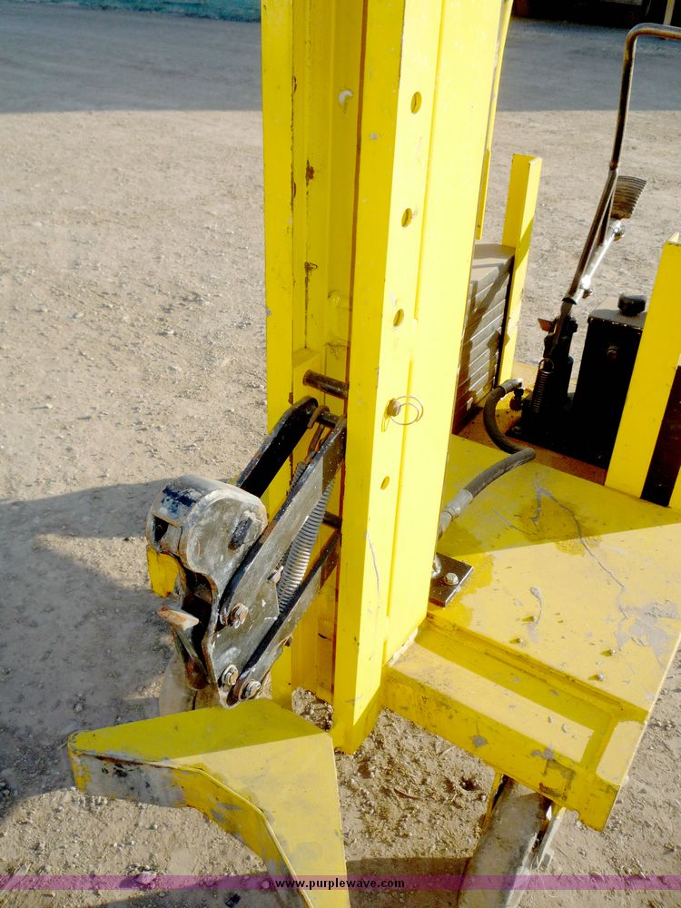 image for item 5045 55 gallon barrel clamp