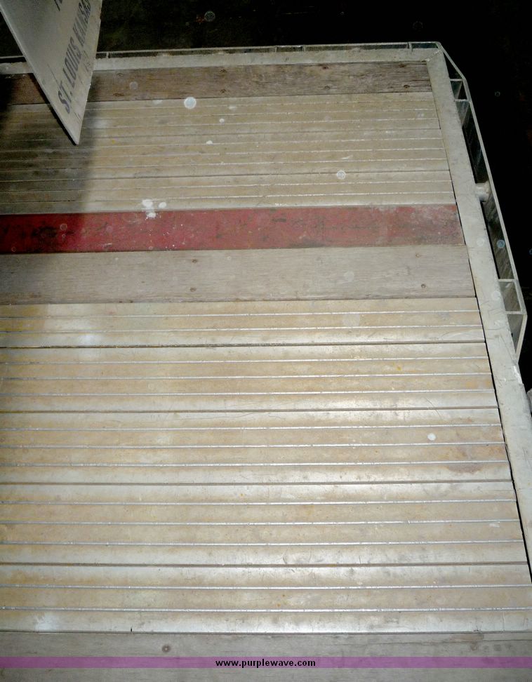 image for item 5051 1996 Featherlite flat bed trailer