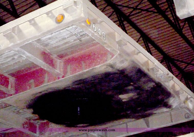 image for item 5052 1996 Reinke flat bed trailer