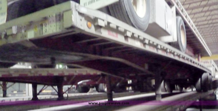 image for item 5054 1996 Wilson flat bed trailer