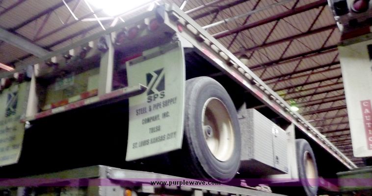 image for item 5055 1996 Reinke flat bed trailer