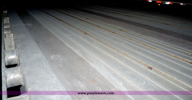 image for item 5056 1995 Wilson Flat bed trailer