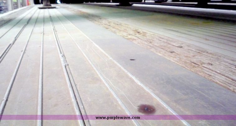 image for item 5057 1991 Wilson flat bed trailer