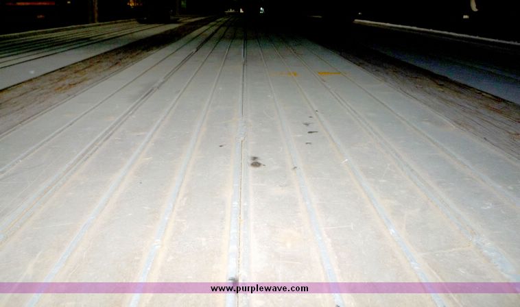 image for item 5057 1991 Wilson flat bed trailer