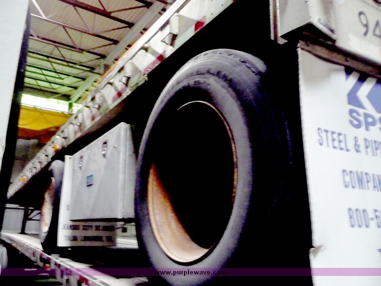 image for item 5060 1991 Wilson flat bed trailer