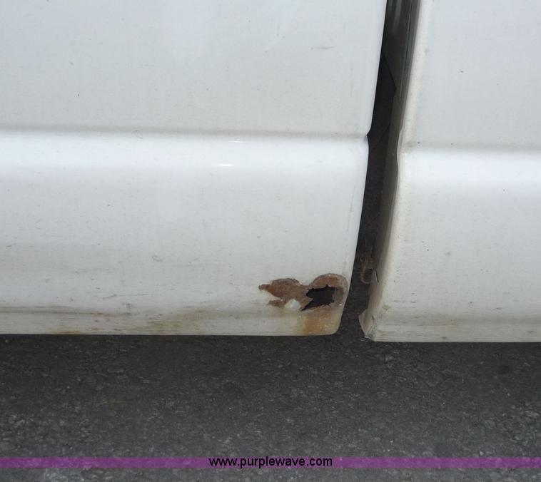 image for item 5073 2001 Chevrolet S10 extended cab pickup