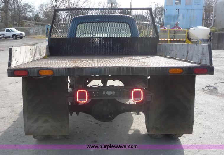 image for item 5074 1965 Ford F-600 truck