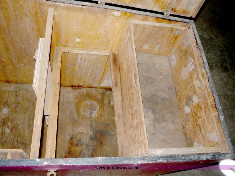 image for item 5094 Plywood tack Box with internal compartments