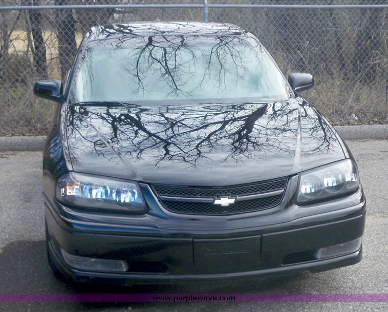 image for item 5250 2004 Chevrolet Impala SS Indianapolis 500 edition