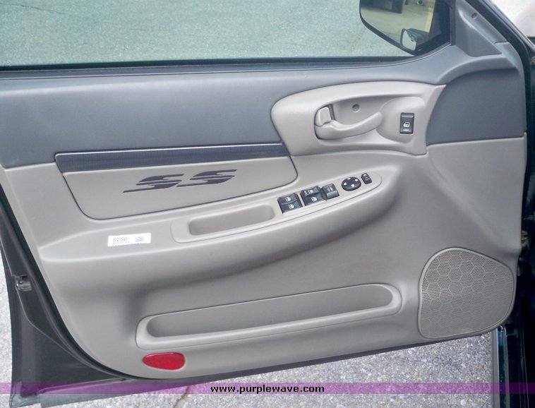 image for item 5250 2004 Chevrolet Impala SS Indianapolis 500 edition