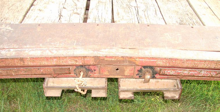 image for item 5896 1988 24' flatbed trailer with removable side racks and ramps