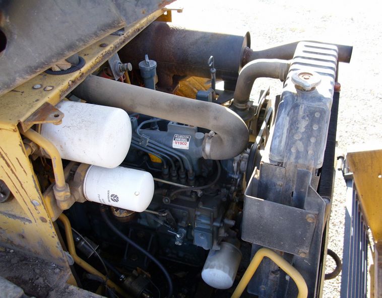 image for item 5915 1991 New Holland L555 skid steer