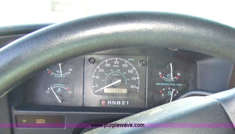 image for item 6599 1993 Ford Trans-Air Econoline E150 seven-passenger conversion van