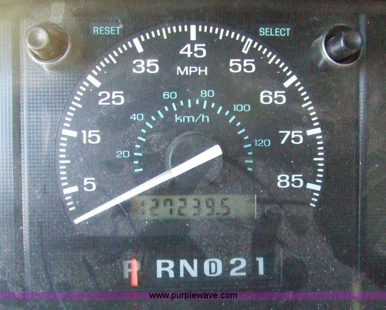 image for item 6599 1993 Ford Trans-Air Econoline E150 seven-passenger conversion van