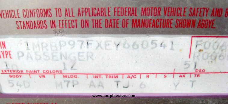 image for item 6605 1984 Lincoln Continental