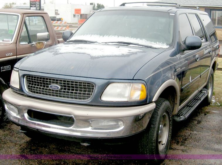 image for item 6606 1998 Ford Expedition