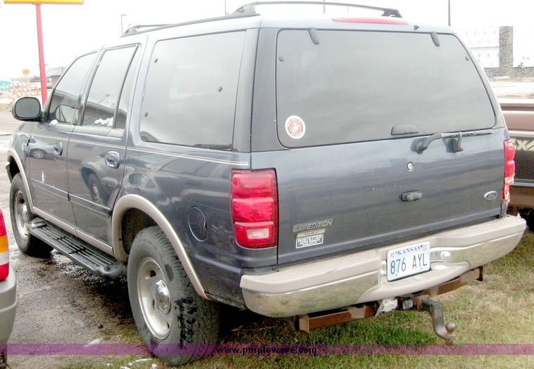 image for item 6606 1998 Ford Expedition