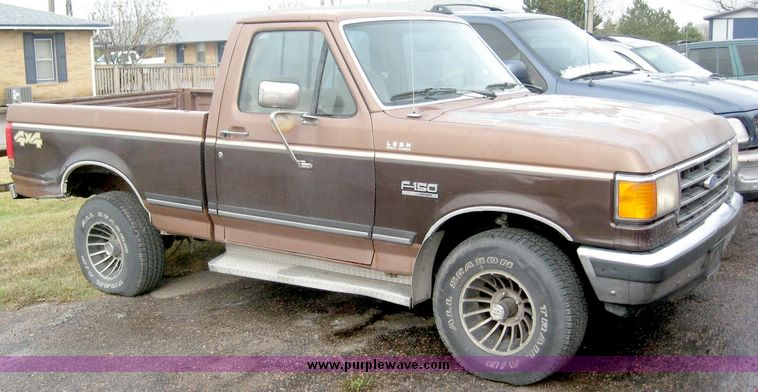 image for item 6607 1991 Ford F150 pickup truck