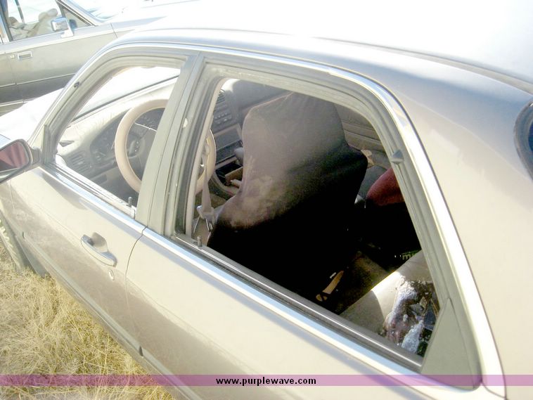 image for item 6615 1991 Acura Legend L