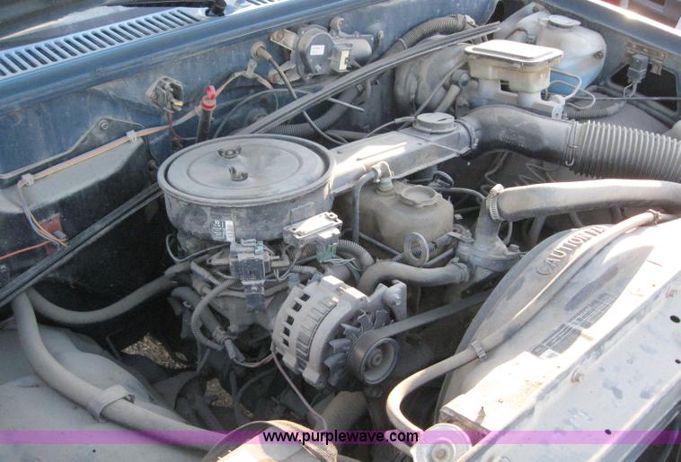 image for item 6669 1988 Chevrolet S10 pickup