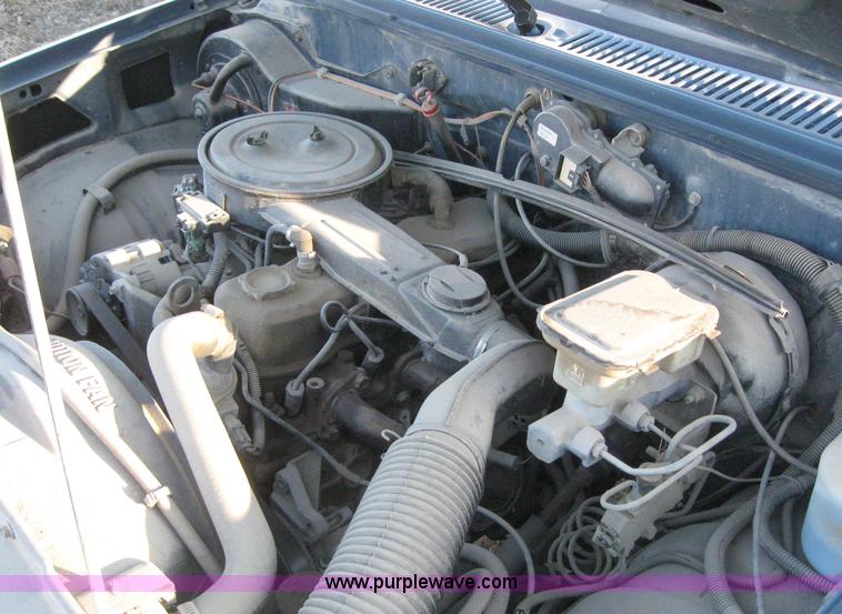 image for item 6669 1988 Chevrolet S10 pickup