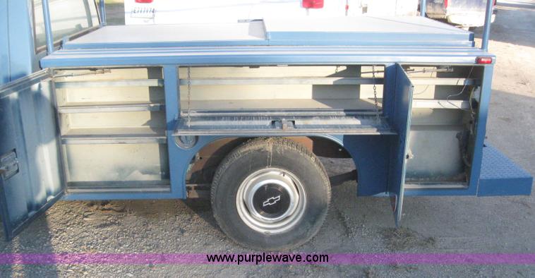 image for item 6669 1988 Chevrolet S10 pickup