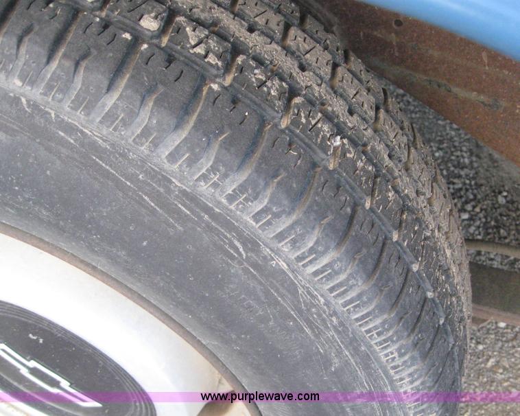 image for item 6669 1988 Chevrolet S10 pickup