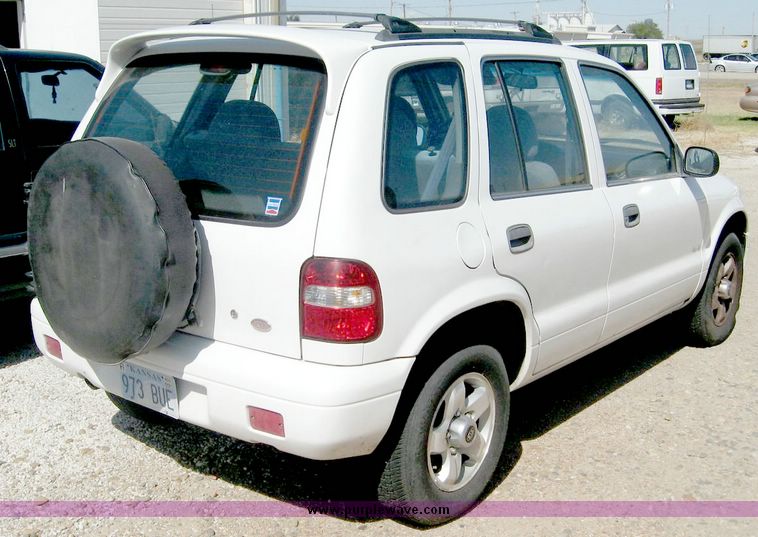 image for item 6693 1998 Kia Sportage