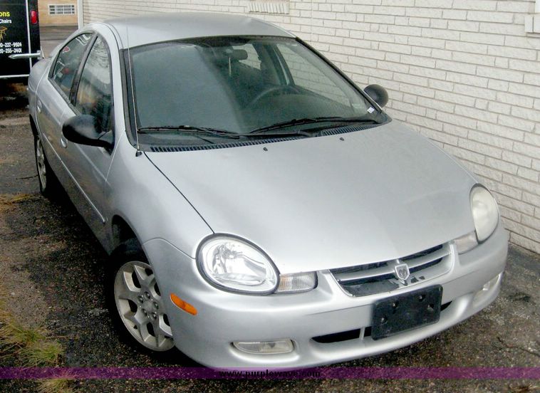 image for item 8639 2002 Dodge Neon ES