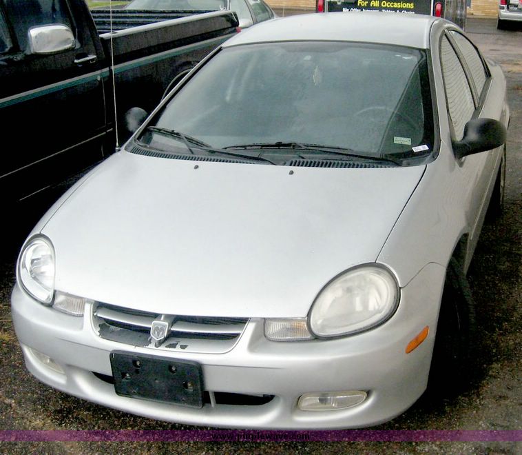 image for item 8639 2002 Dodge Neon ES