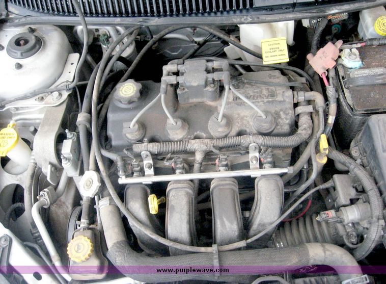 image for item 8639 2002 Dodge Neon ES
