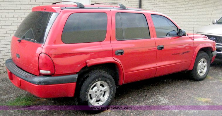 image for item 8647 2001 Dodge Durango