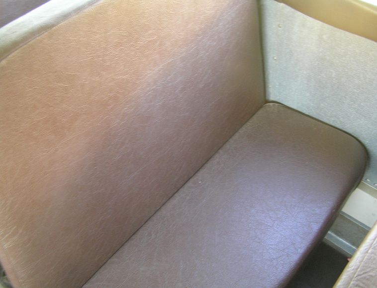 image for item 8811 1993 Genesis International 48 passenger school bus