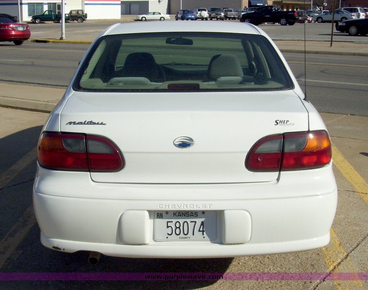 image for item 9043 2003 Chevrolet Malibu