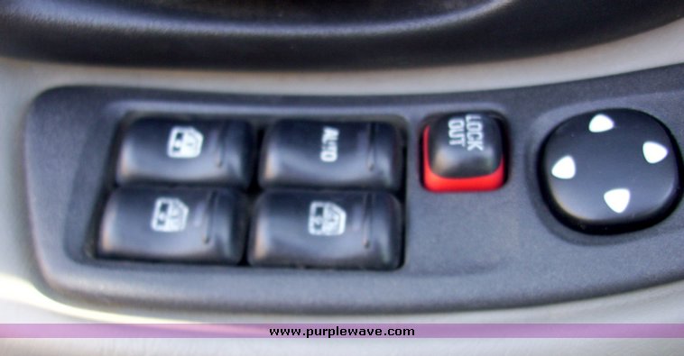 image for item 9043 2003 Chevrolet Malibu