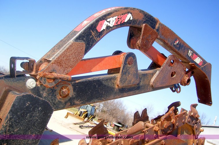 image for item 1022 1996 Ditch Witch 8020 trencher