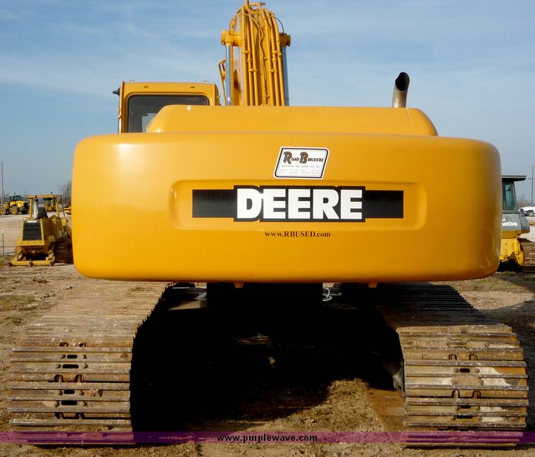 image for item 2000 1997 John Deere 270LC excavator