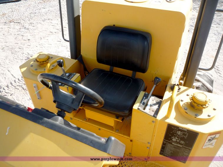 image for item 2001 2004 Superpac 6620 vibratory compactor