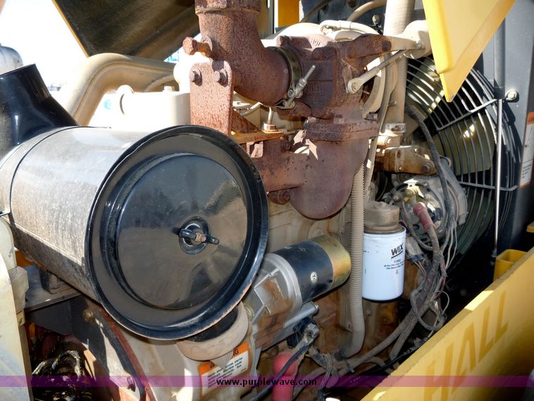 image for item 2001 2004 Superpac 6620 vibratory compactor