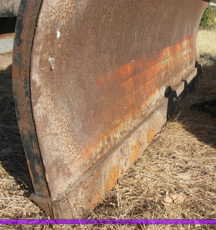 image for item 3002 Truck-mounted 12' snow blade