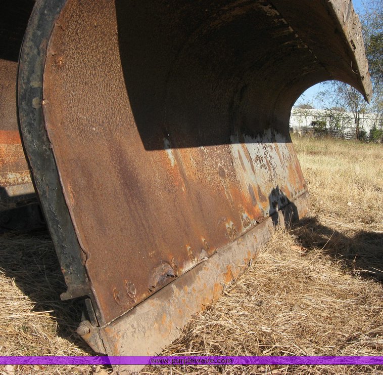 image for item 3003 Wausau L4211H truck-mount 11' snow blade