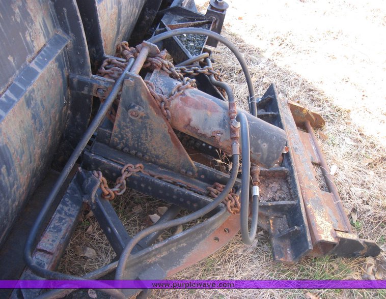 image for item 3007 Truck mount 12' snow blade