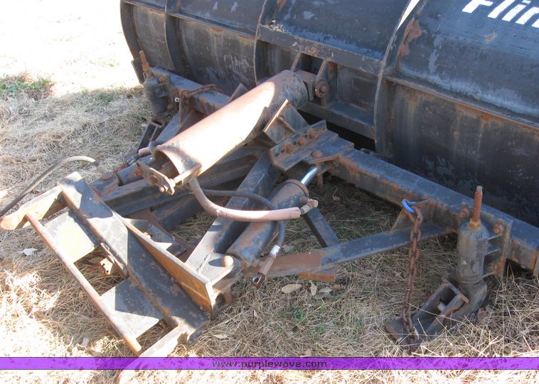 image for item 3009 Truck mount 11' snow blade