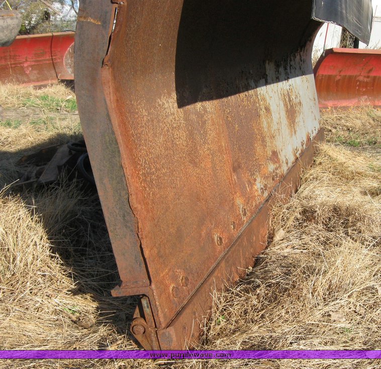 image for item 3014 Truck mount 11' snow blade