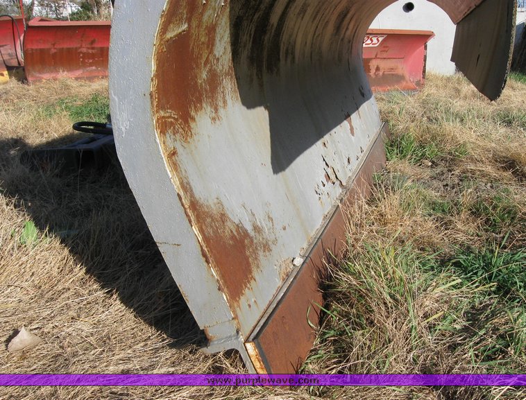 image for item 3015 Truck mount 11' snow blade