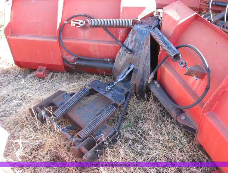 image for item 3017 Boss Power V 9'2" adjustable snow blade