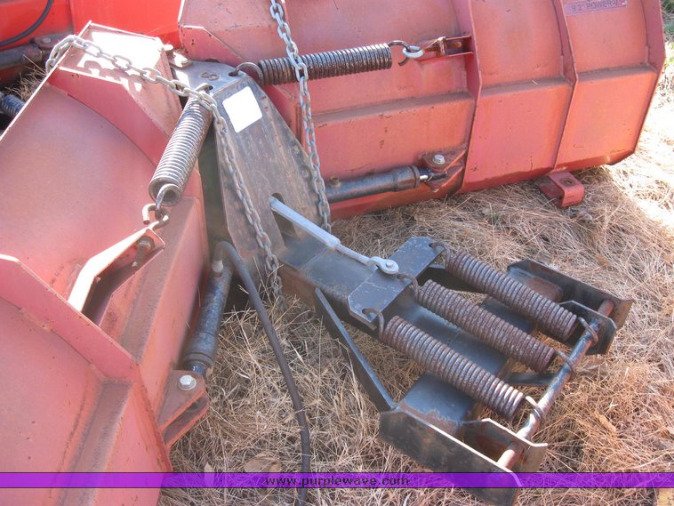 image for item 3018 Boss Power V 9'2" adjustable snow blade