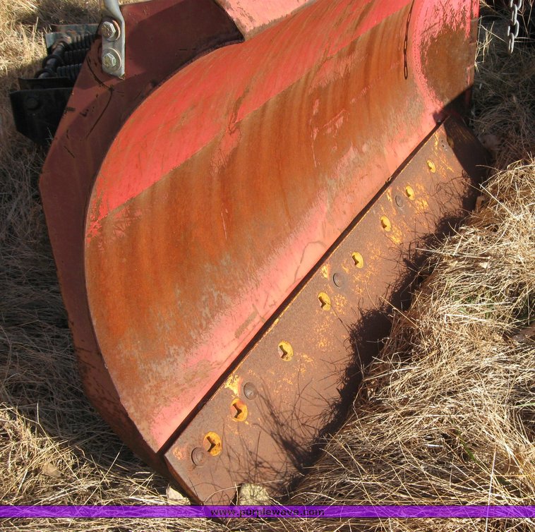 image for item 3018 Boss Power V 9'2" adjustable snow blade