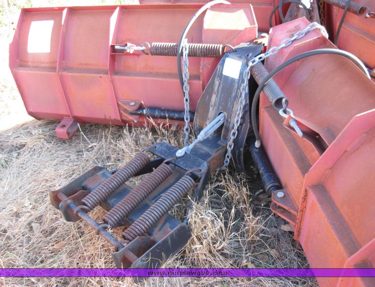 image for item 3020 Boss Power V 9'2" adjustable snow blade