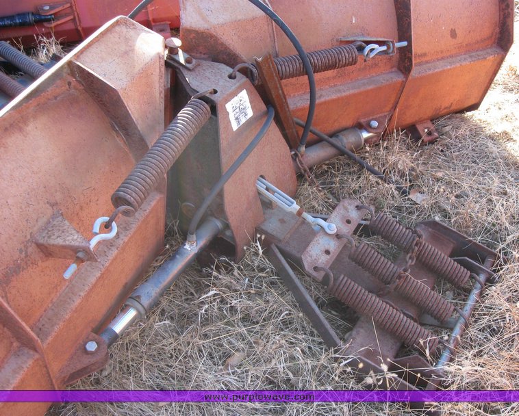 image for item 3021 Boss Power V 9'2" adjustable snow blade